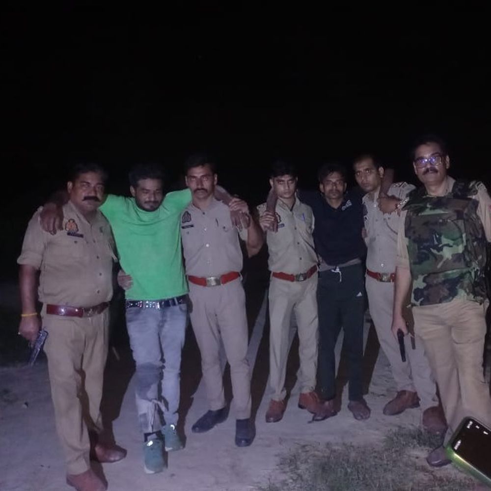 कानपुर में पुलिस की गोतस्करों से मुठभेड़:दो बदमाशों के पैर में लगी गोली, तमंचे-गोकशी के औजार बरामद