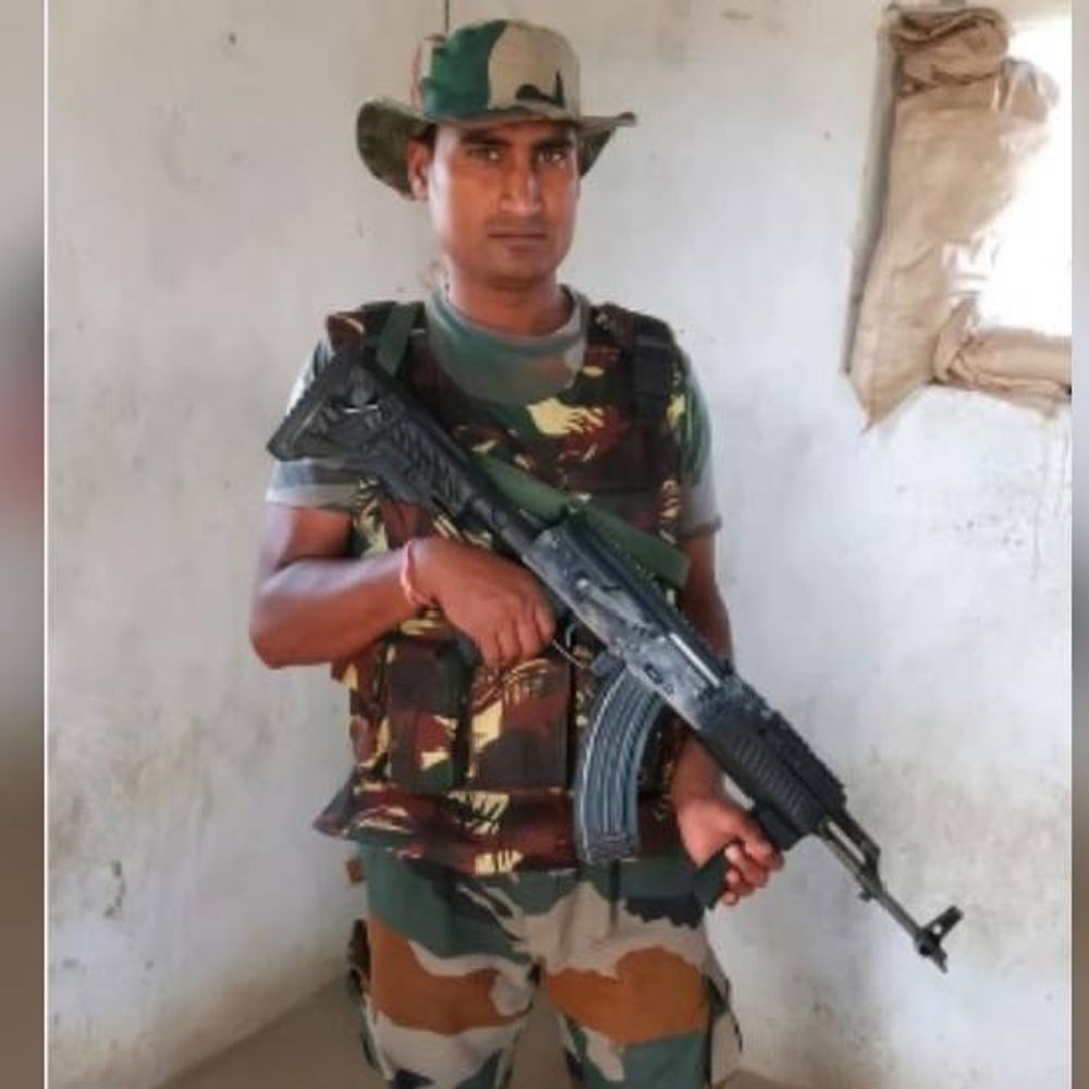 मेरठ के जवान का हिमाचल में निधन:15 दिन पहले गश्त के दौरान खाई में गिरने से घायल हुए थे, देर रात पहुंचा पार्थिव शरीर