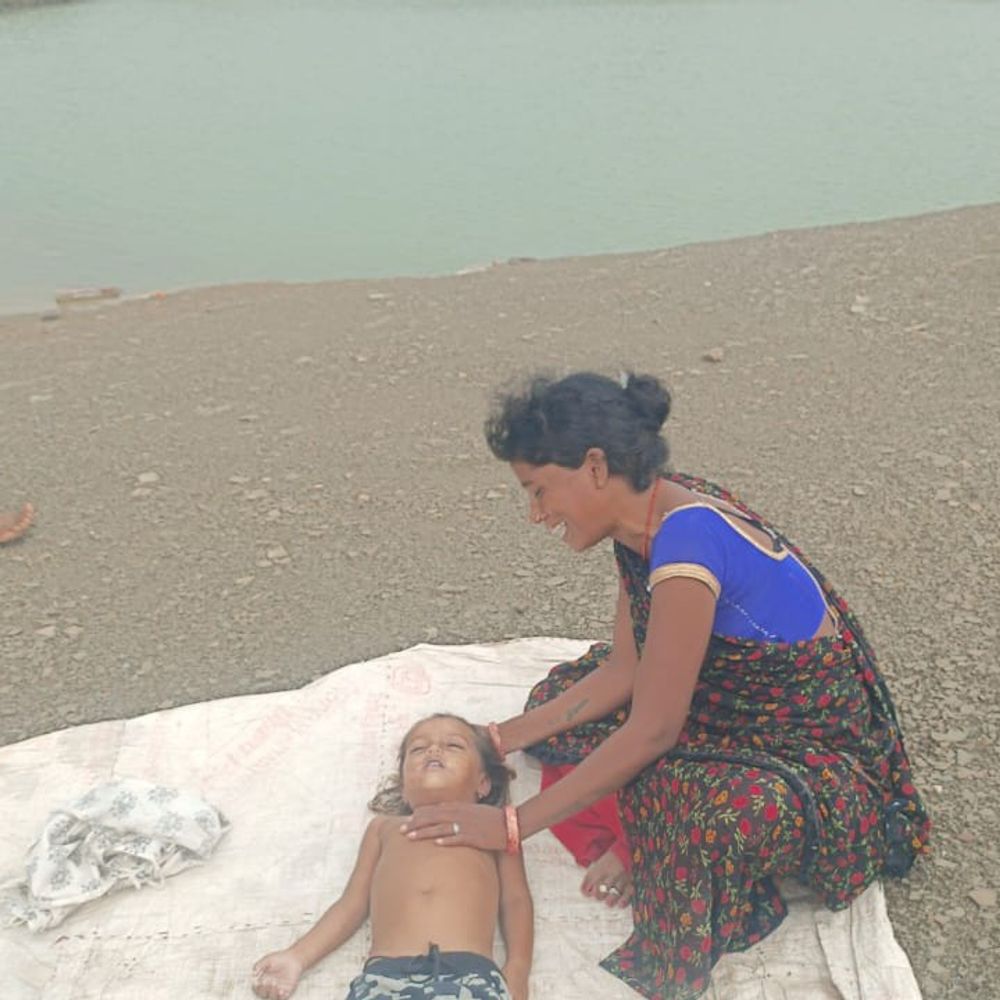 सतना में 7 साल की बच्ची खदान में डूबी, मौत:मां अस्पताल गई थी, नहर निर्माण के दौरान खोदी गई थी