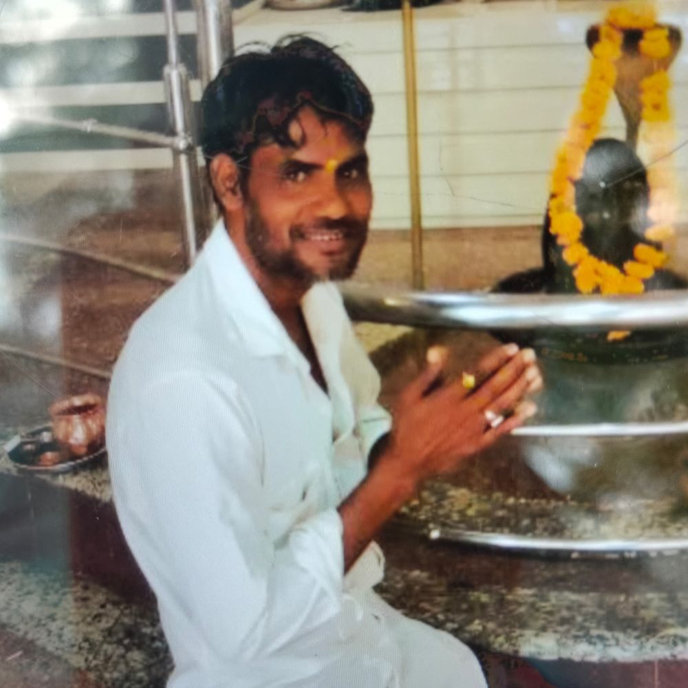 
                 युवक ने घर में फांसी लगाकर की आत्महत्या:परिजन एक दिन पहले उदयपुर से मानसिक बीमारी का इलाज कराकर लौटे थे 
            