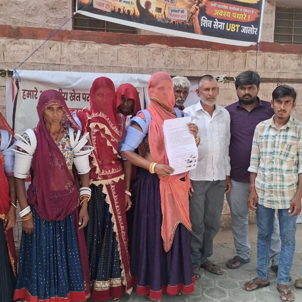 अमृत-देवासी हत्याकांड में गृह मंत्री अमित शाह के नाम ज्ञापन:परिजन बोले- 3 साल से न्याय की आस, फॉरेंसिक रिपोर्ट भी नहीं दी