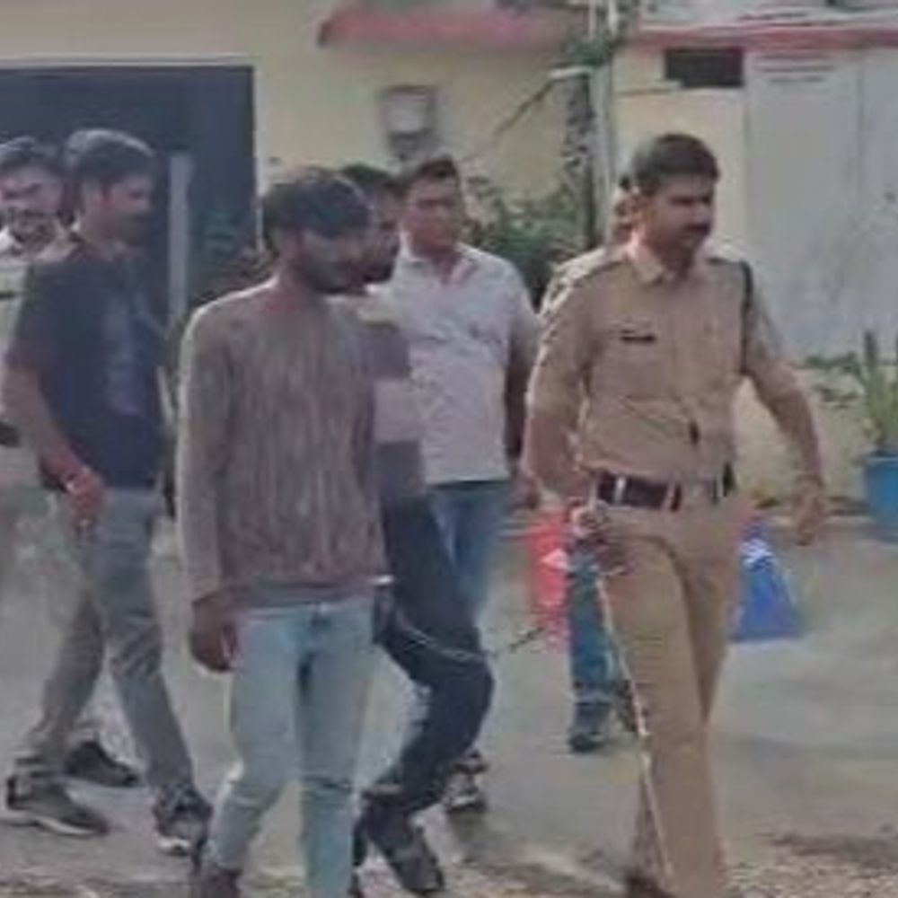 रतलाम में 2.90 लाख की एमडी ड्रग्स जब्त:जावरा पुलिस ने दो तस्करों समेत सप्लायर को दबोचा, रिमांड पर पूछताछ जारी