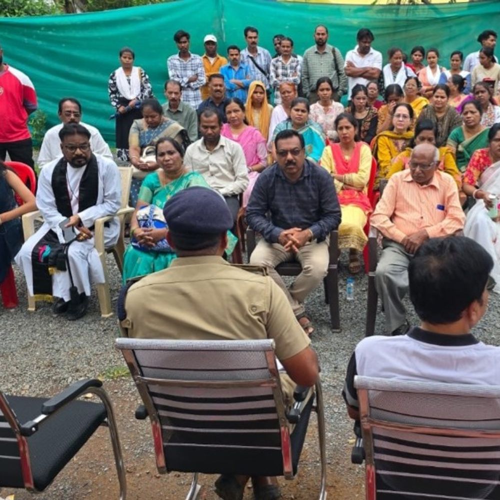 कोंडागांव चर्च में इसाई समाज दो गुटों में बंटा:पुलिस ने समझौते की पहल की, द डेनियल मेथाडिस्ट चर्च में पास्टर को लेकर विवाद