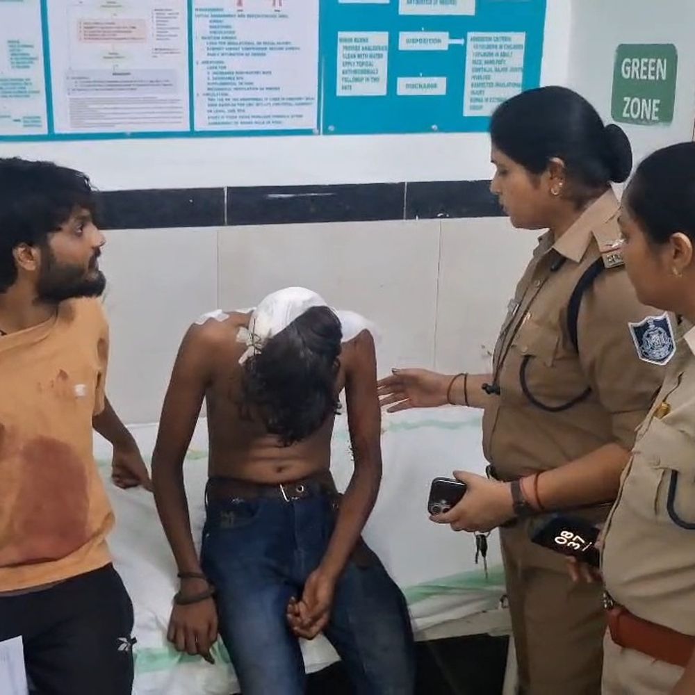 
                 छतरपुर में युवक पर चाकू से हमला:बचाने आए दोस्त को भी पीटा, 6 आरोपी नामजद, जमीन को लेकर पहले से था विवाद 
            