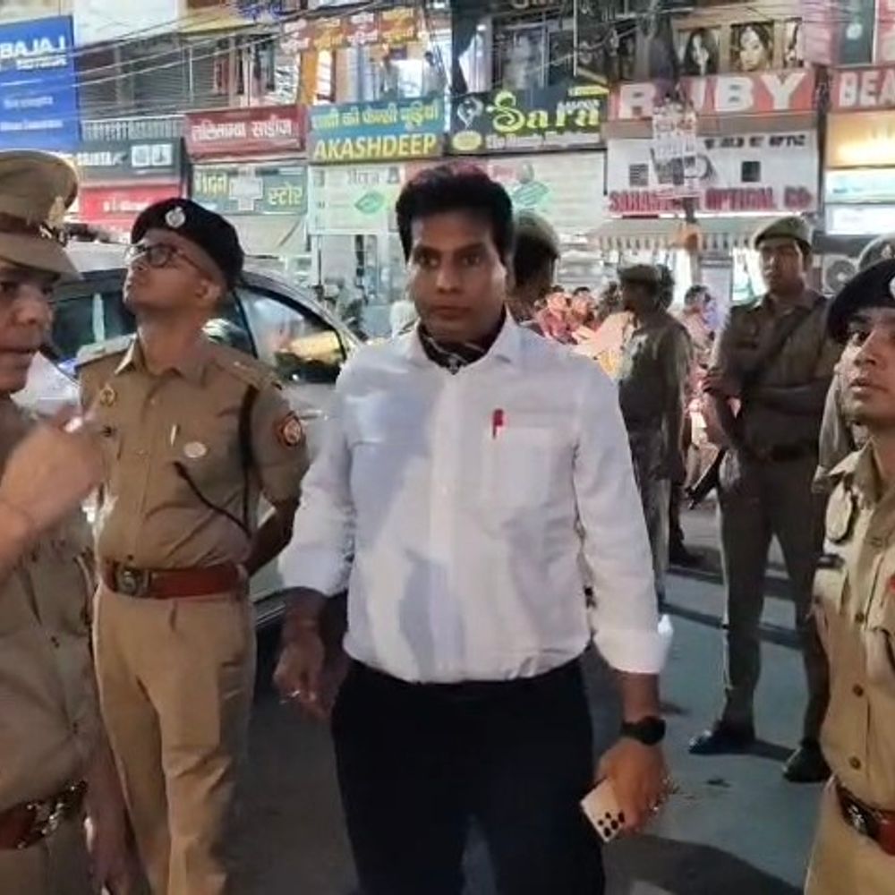 एसएसपी ने परखीं कांवड़ यात्रा की तैयारी:शिव चौक पर लिया सुरक्षा का जायजा, 500 लाउडस्पीकर से होगा रूट संचालित