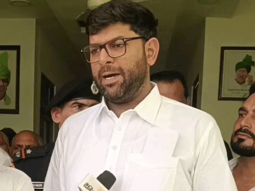 JJP Youth Leader Accuses Government of Saffronizing Education, Vows to Fight