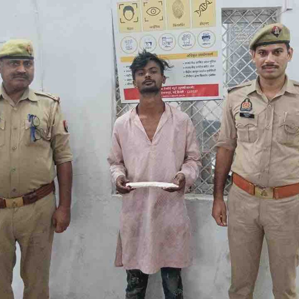चचेरे भाई पर चाकू से हमले का आरोपी गिरफ्तार:वारदात में इस्तेमाल चाकू बरामद, जेल भेजा गया