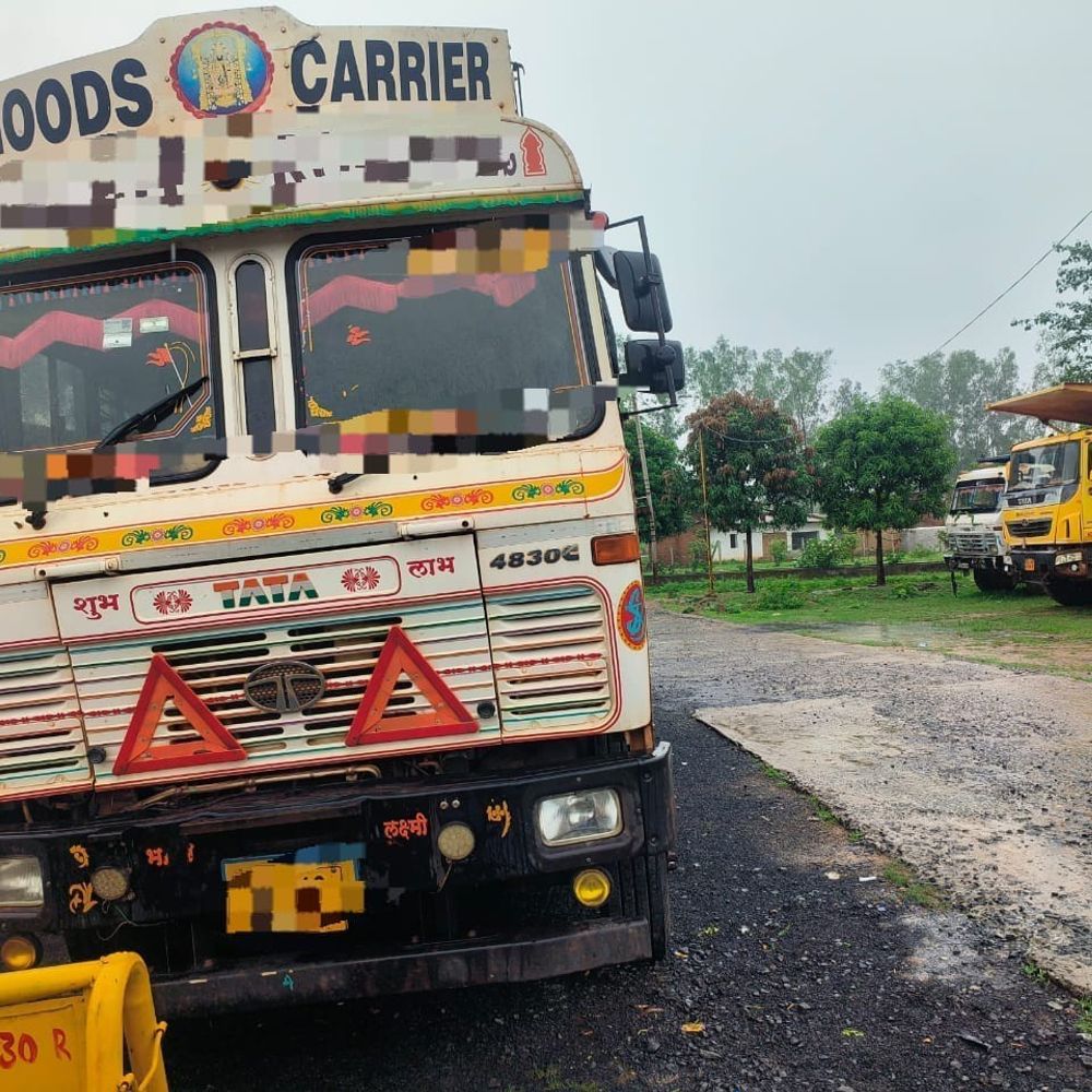 
                 अनूपपुर में ड्रिंक एंड ड्राइव पर 3 वाहन जब्त:ट्रैफिक पुलिस ने नशे में गाड़ी चलाने पर 2 ट्रक-पिकअप पकड़े, चालकों पर केस 
            