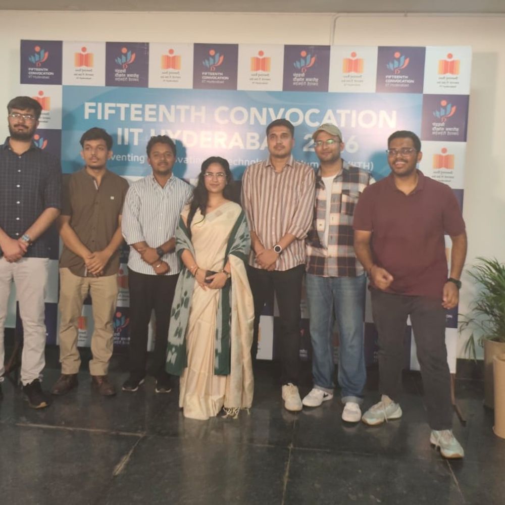देवरिया की आशी त्रिपाठी IIT हैदराबाद में सम्मानित:सेमीकंडक्टर शोध में उत्कृष्ट प्रदर्शन के लिए मिला सम्मान