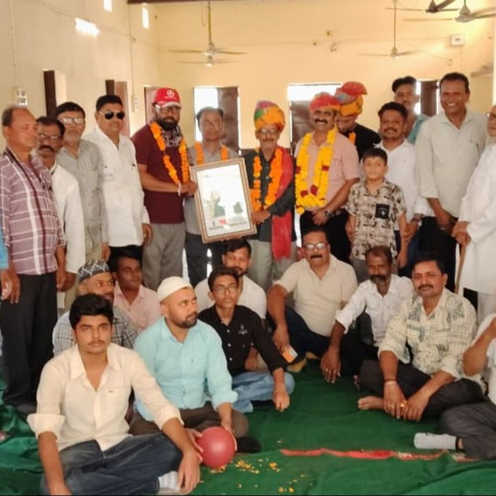 रफीक शेख बने जालोर के प्रदेश सचिव:अमीन खान को बनाया प्रदेश उपाध्यक्ष; गढ़सिवाना दरगाह पर मांगी अमन-चैन की दुआ