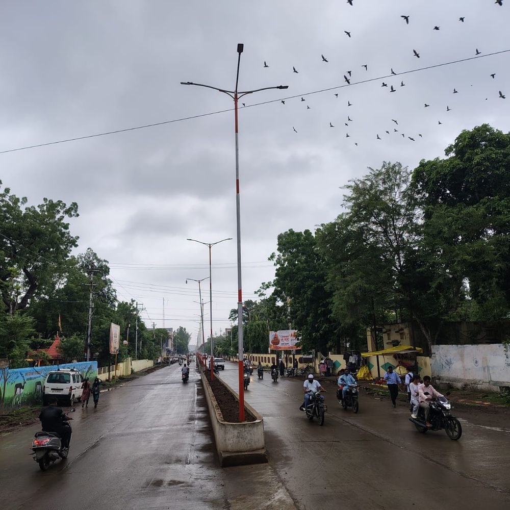 बारिश का आंकड़ा पिछले साल से 1.4 इंच कम:बड़वानी में अब तक 8 इंच बारिश; किसान बोले-खरीफ फसलों की स्थिति में सुधार होगा