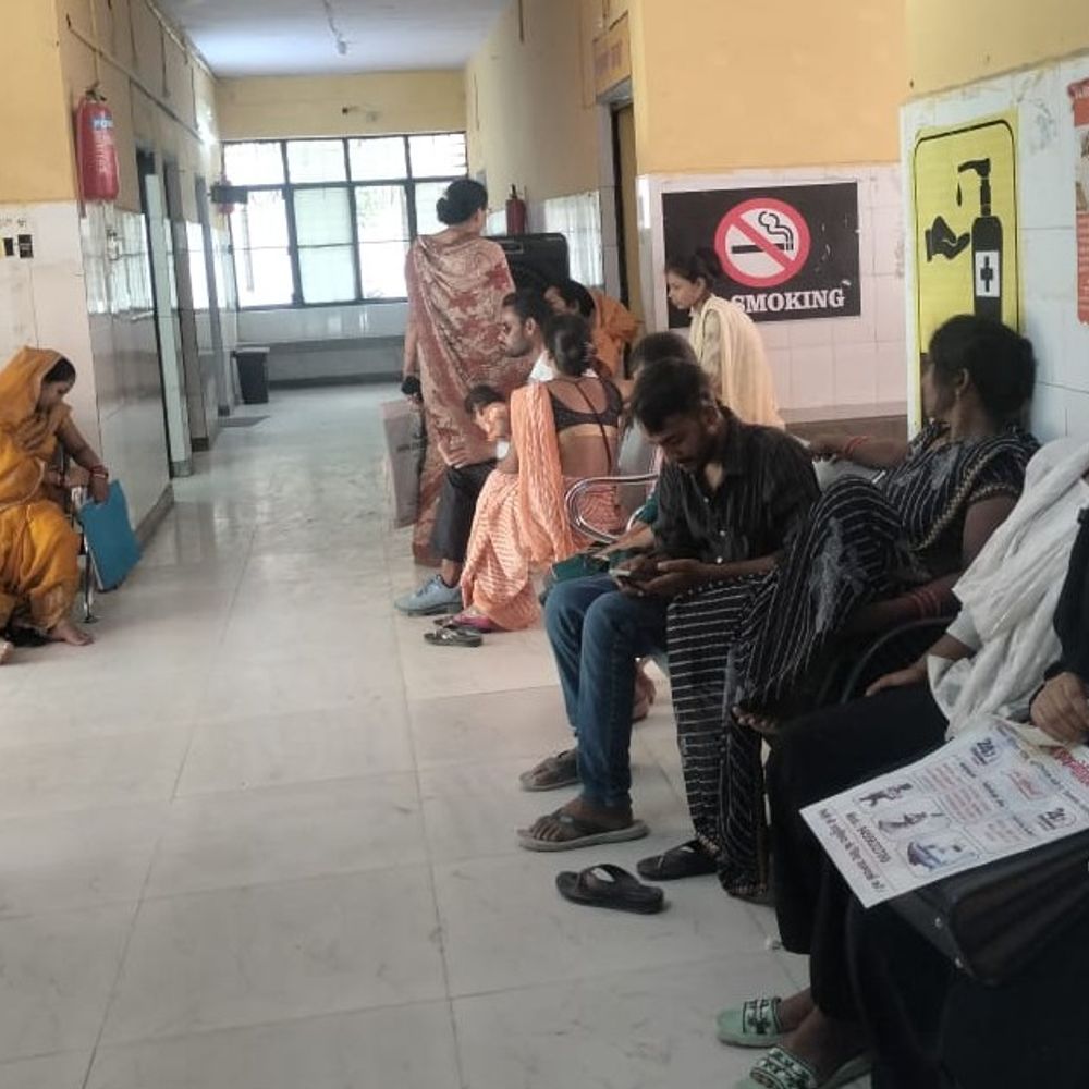 प्रसूताओं को नहीं मिला जननी सुरक्षा योजना का लाभ:अयोध्या में 5,037 प्रसव हुए, 2,809 महिलाओं का भुगतान अब भी लंबित