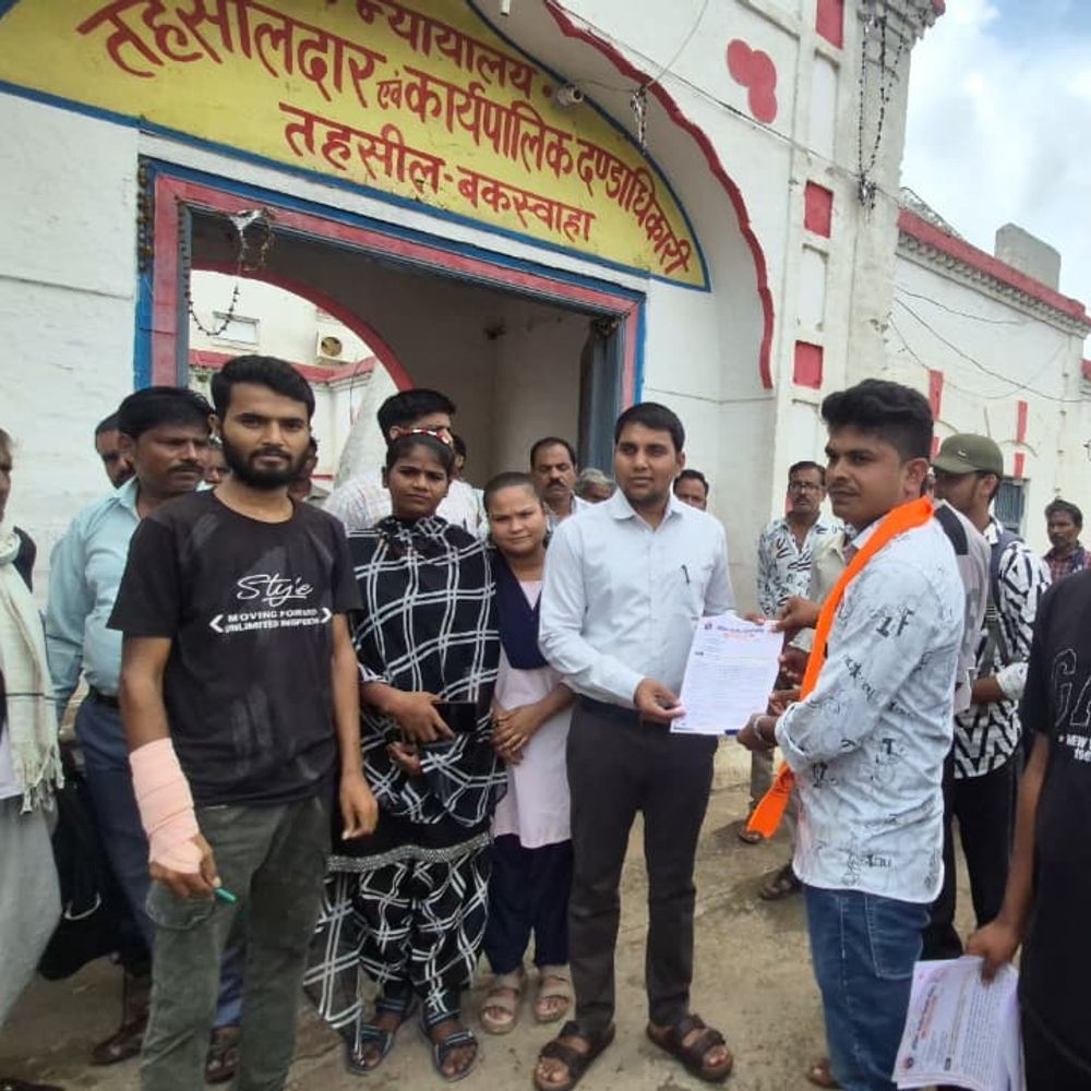 
                 जनभागीदारी निधि खर्च पर ABVP ने उठाए अनियमितता के सवाल:छतरपुर में RTI में 9.50 लाख वेतन भुगतान का दावा, जांच नहीं हुई तो आंदोलन की चेतावनी 
            