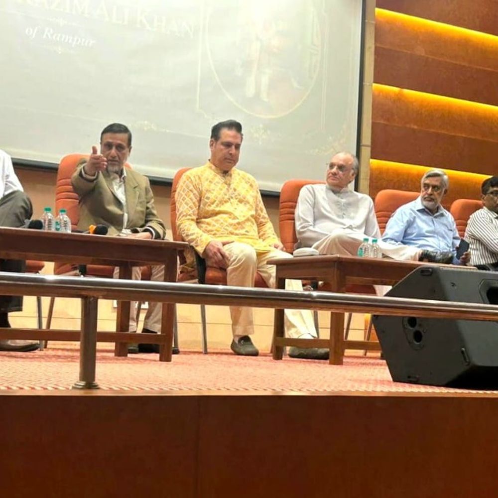 पूर्व मंत्री नवेद मियां बोले-राजनीति नहीं, एवीएशन-आर्किटेक्चर थी पहली पसंद:परिस्थितियों ने सार्वजनिक जीवन में ला खड़ा किया, संवाद कार्यक्रम में साझा किए जीवन के अनुभव