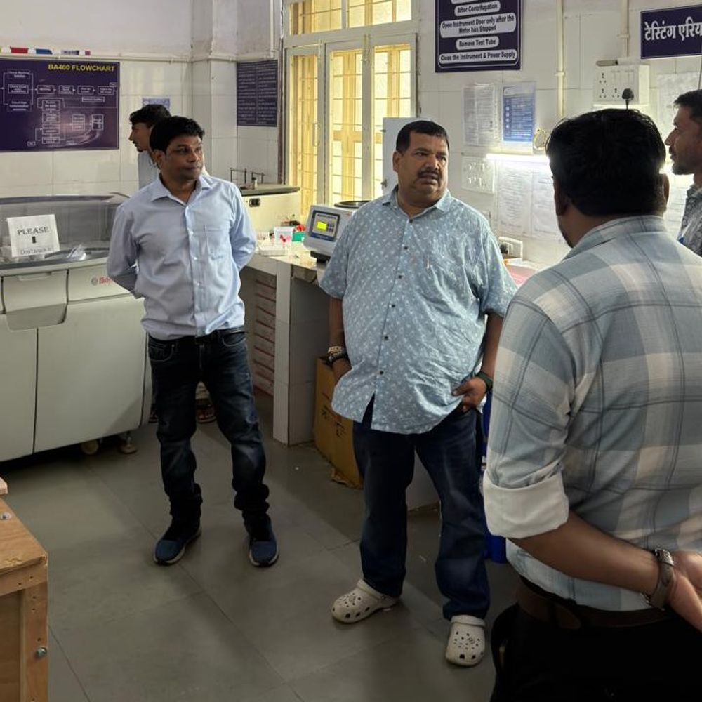 
                 थांदला अस्पताल में नया बोरवेल शुरू:पेयजल समस्या हल होगी; एसडीएम भास्कर गाचले ने किया स्वास्थ्य सेवाओं का निरीक्षण 
            