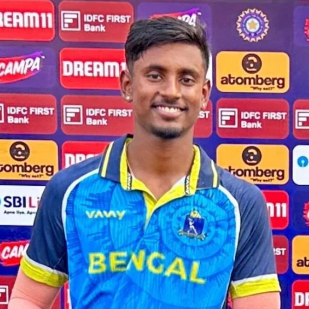 कोलकाता हाईकोर्ट ने IPL क्रिकेटर की गिरफ्तारी के आदेश दिए:डिवाइस जब्त करने को कहा; अभिषेक पोरेल पर शादी का झांसा देकर रेप का आरोप