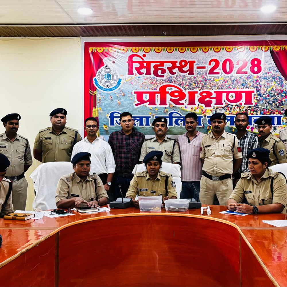 
                 पन्ना में दिनदहाड़े चोरी करने वाले तीन गिरफ्तार:500 CCTV फुटेज से रूट मैपिंग कर लुधियाना-सागर से पकड़ा; एक फरार 
            