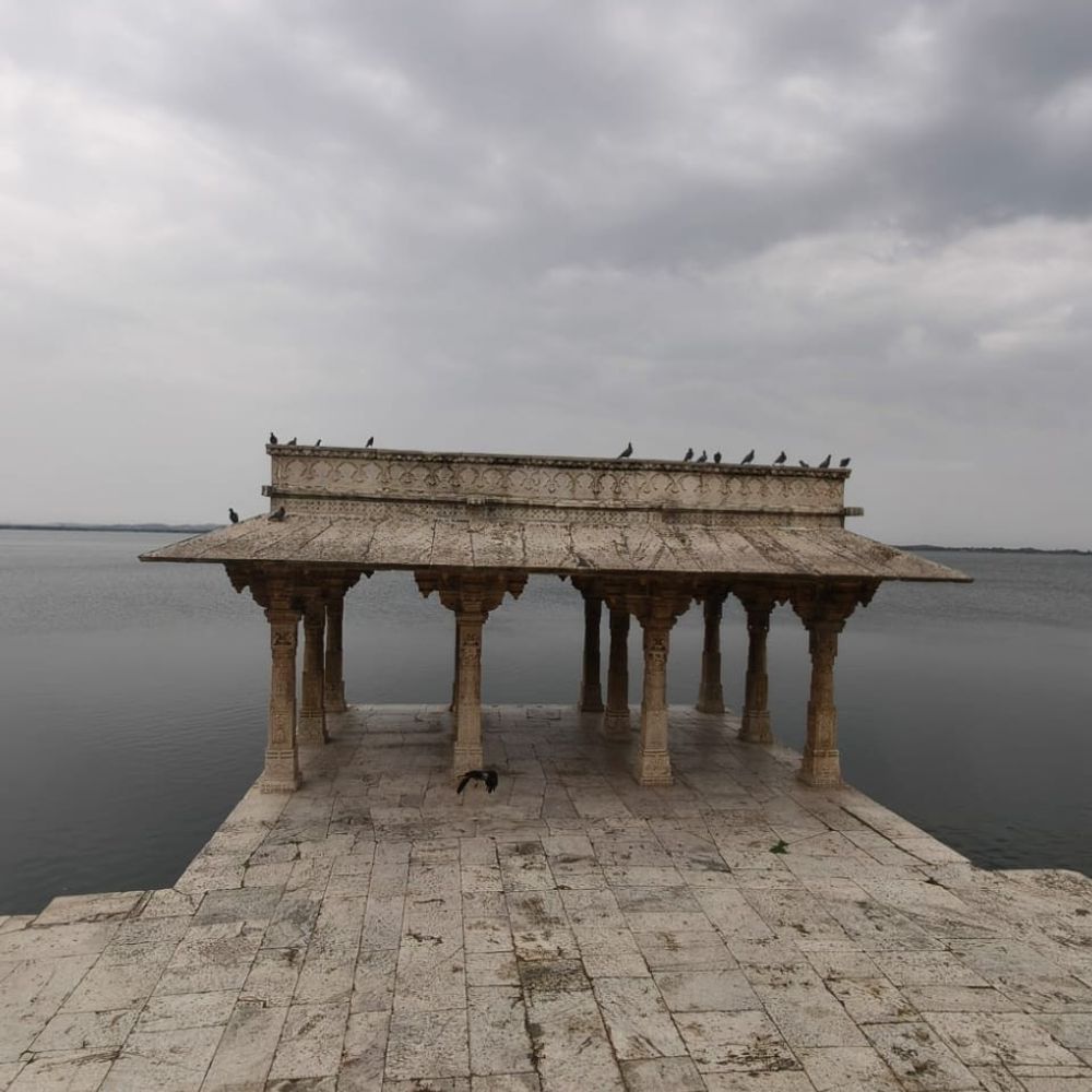 राजसमंद में बारिश ने रफ्तार पकड़ी, आमेट में 65-मिमी बारिश:जिले में औसतन 30 और सबसे कम गिलूण्ड में 7 मिमी बारिश दर्ज