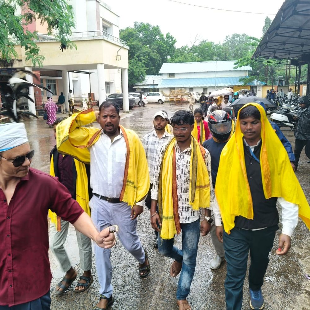 
                 पेपर लीक पर बैतूल में प्रदर्शन, शिक्षामंत्री से इस्तीफा मांगा:कांग्रेस और गोंगपा ने अलग-अलग प्रदर्शन किया; कहा-दोषियों पर हो कार्रवाई 
            