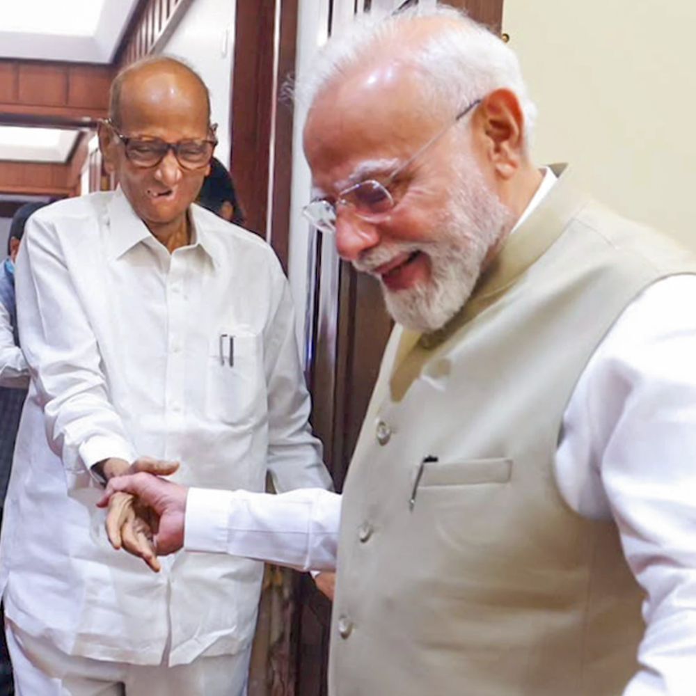 PM मोदी से मिले NCP(SP) चीफ शरद पवार:बेटी सुप्रिया सुले भी साथ थीं, एक दिन पहले CJP चीफ दीपके से मिले थे