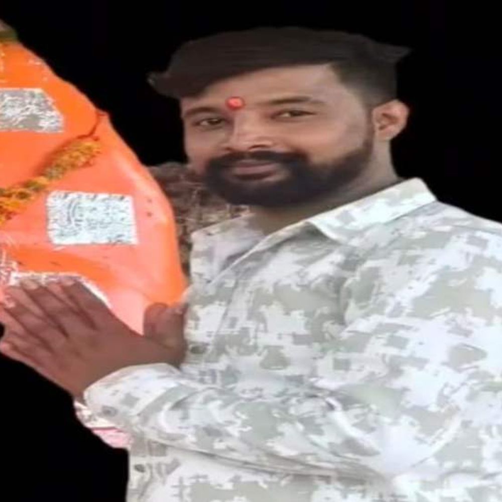 
                 इंदौर में थाने से लौटकर युवक ने किया सुसाइड:पत्नी ने की थी प्रताड़ना की शिकायत, तीन महीने पहले हुई थी लव मैरिज 
            
