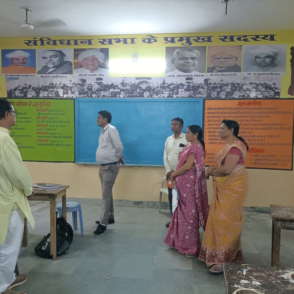 एसडीएम ने पीएम श्री बालिका स्कूल का किया निरीक्षण:गुणवत्तापूर्ण शिक्षा और छात्राओं के सर्वांगीण विकास पर दिया विशेष बल
