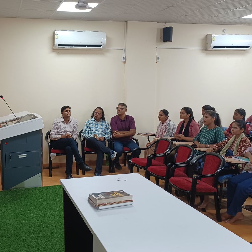 खैरथल कॉलेज में नशा मुक्ति पर जागरूकता कार्यक्रम:नशे के दुष्प्रभाव के बारे में बताया, स्वस्थ समाज के लिए खतरा बताया