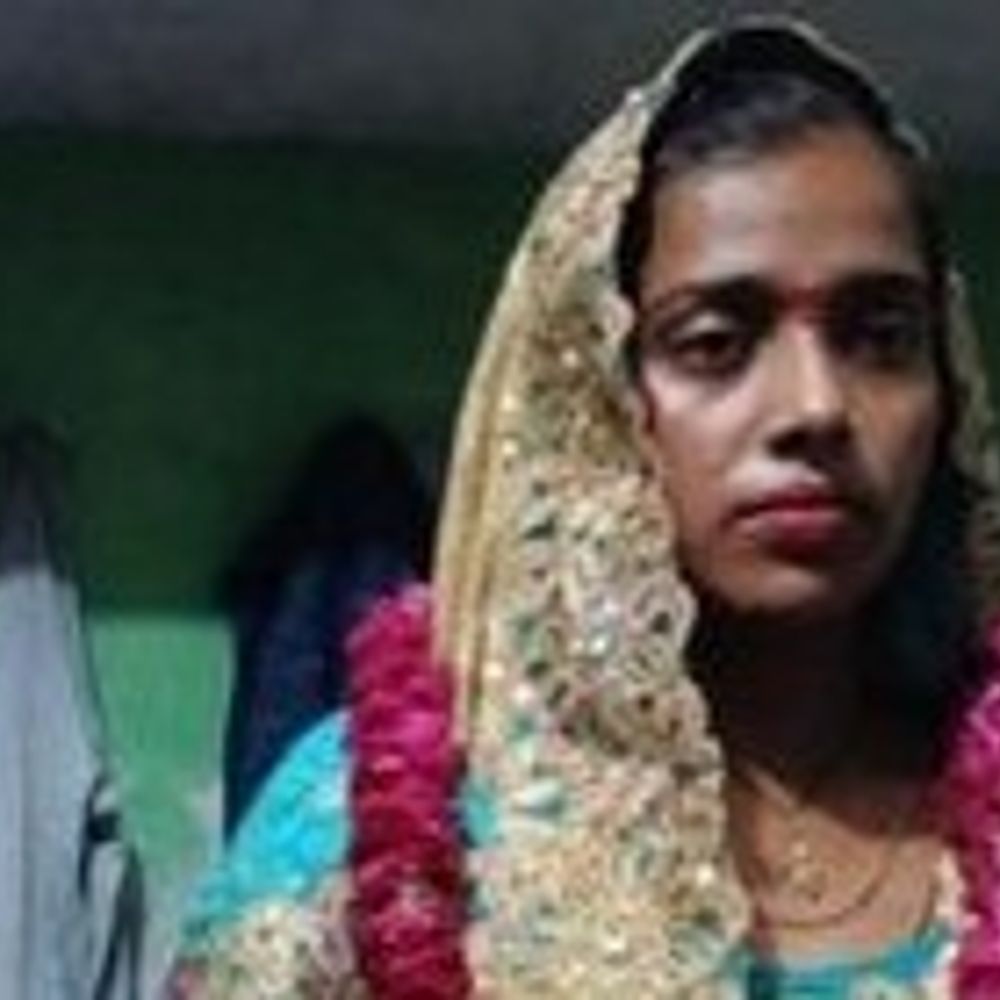 शादी में 5 महीने बाद युवती ने किया सुसाइड:घर में चुन्नी का फंदा बनाकर दी जान, एसडीएम की मौजूदगी में उतारा शव