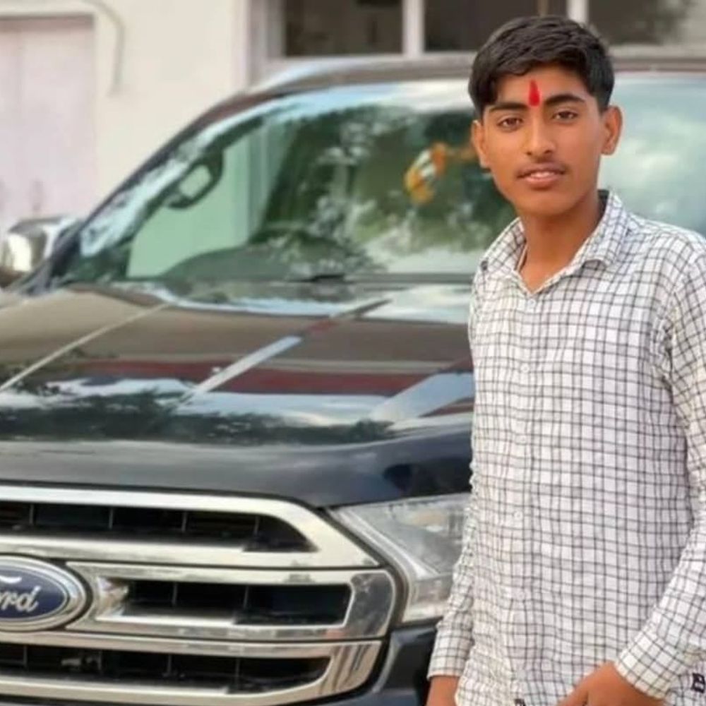 
                 नीमच में युवक पर गिरी आकाशीय बिजली, मौत:सुवासरा बुजुर्ग में खेत में काम करते वक्त हादसा, 20 साल का था 
            