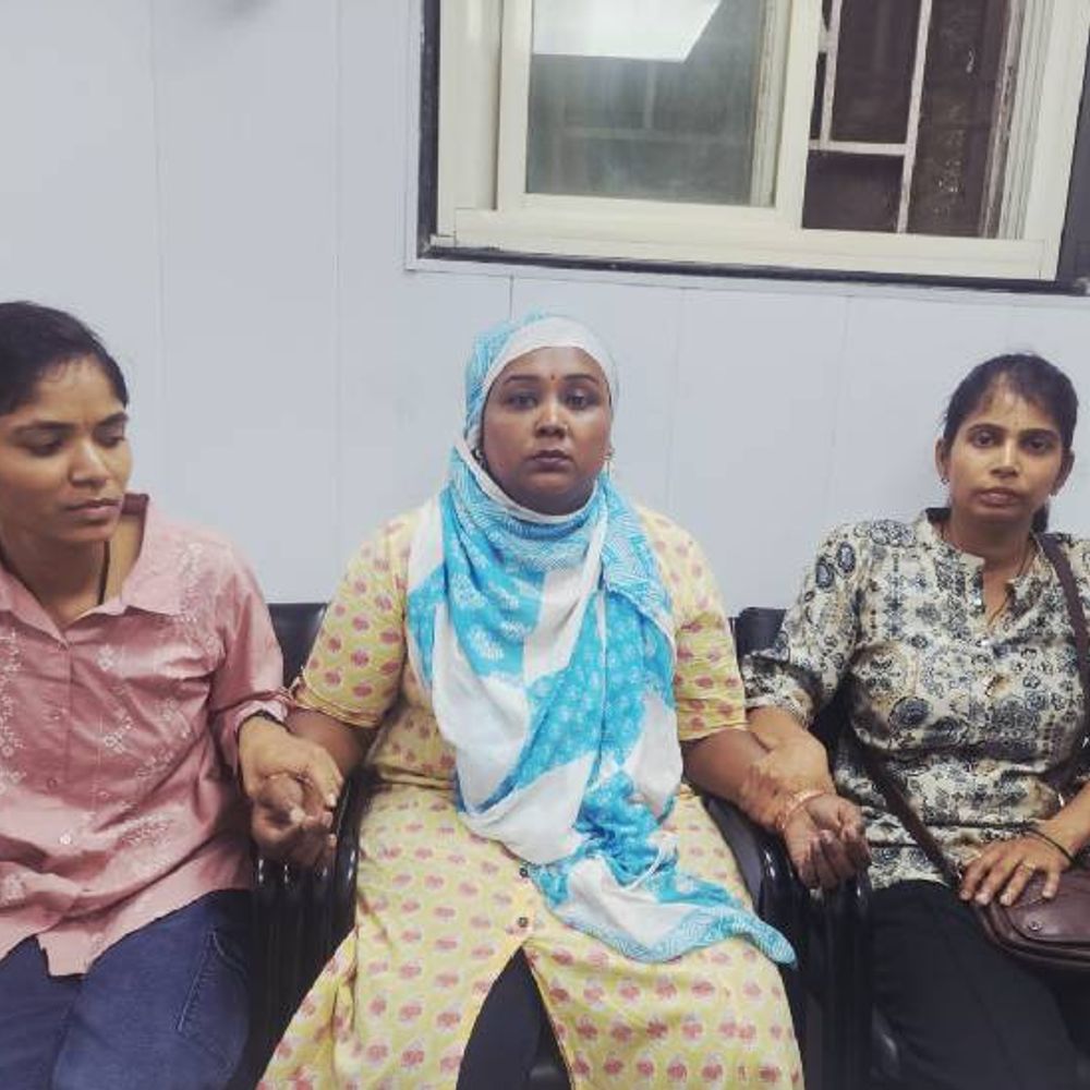 
                 संबल योजना की राशि जारी कराने के लिए रिश्वत मांगी:नगर निगम की वार्ड प्रभारी 5 हजार लेते गिरफ्तार, 2 लाख के लिए 20 हजार मांगे थे 
            