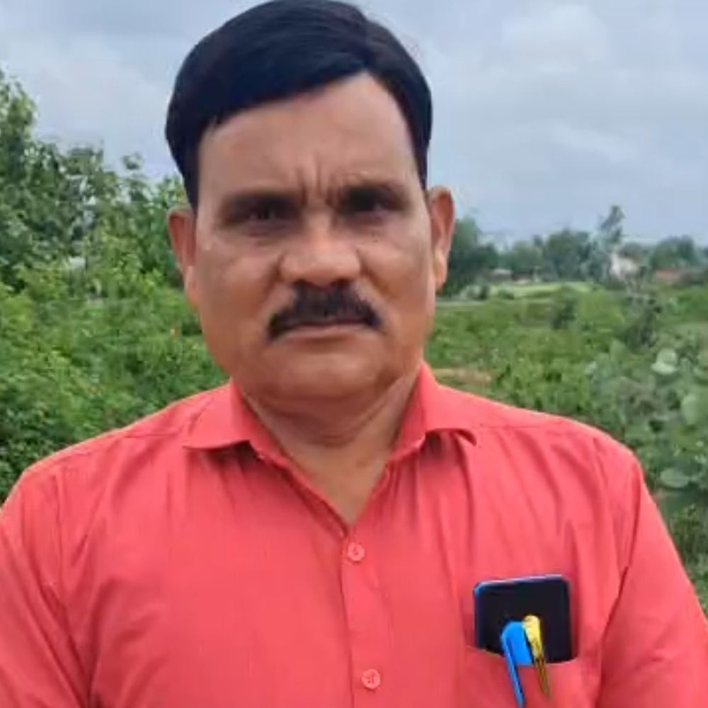 सतना के उपयंत्री सतीश समेले को हाईकोर्ट से राहत:अटैचमेंट के आदेश पर रोक; सीईओ ने अनुशासनहीनता, वित्तीय अनियमितता पर हटाया था