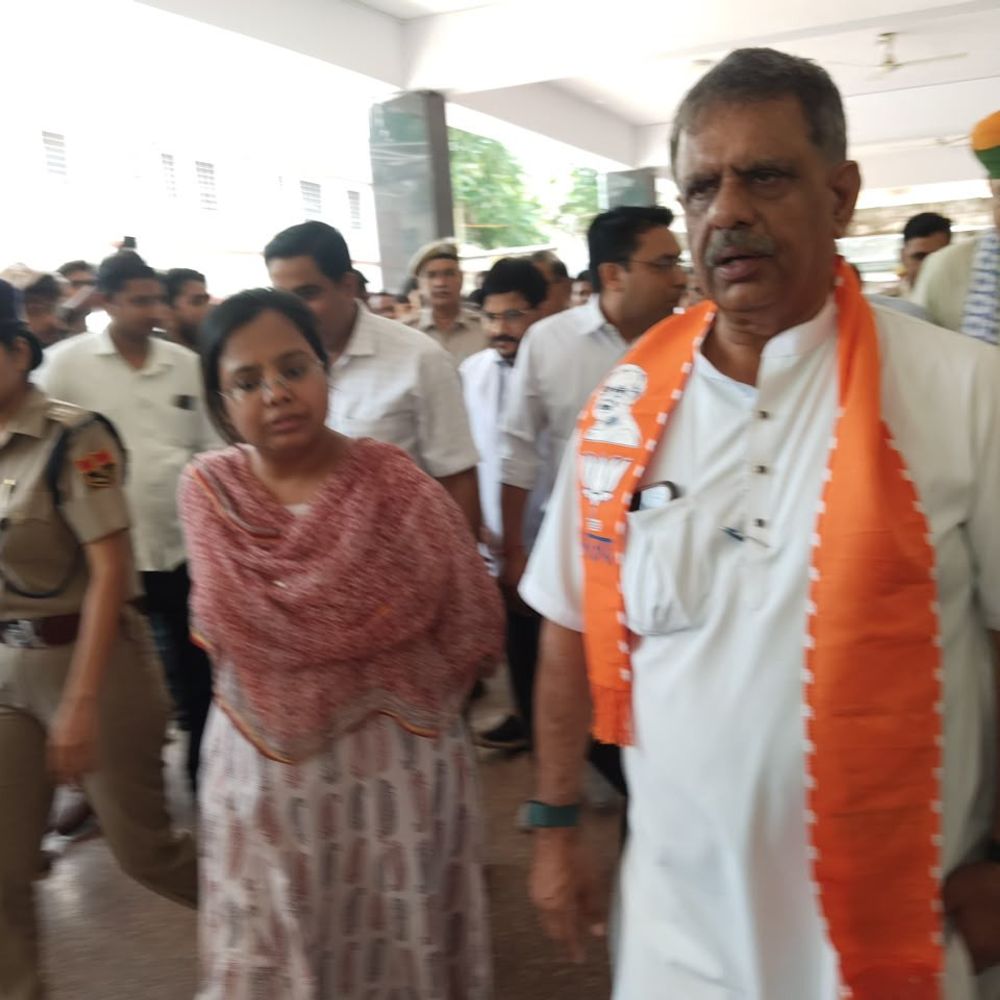 हेल्थ मिनिस्टर बोले- जहां डॉक्टरों की संख्या ज्यादा,उनका ट्रांसफर करेंगे:कहा- जहां कमी है, वहां नए डॉक्टर लगाए जाएंगे; कोटपूतली जिला अस्पताल का किया दौरा