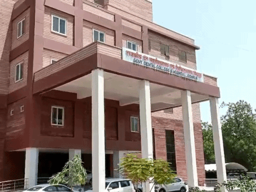 डेंटल कॉलेज में 50 सीटों पर प्रवेश का रास्ता साफ:एडमिशन प्रक्रिया शुरू करने की मिली अनुमति, NDC ने कमियों के कारण लगाई रोक हटाई