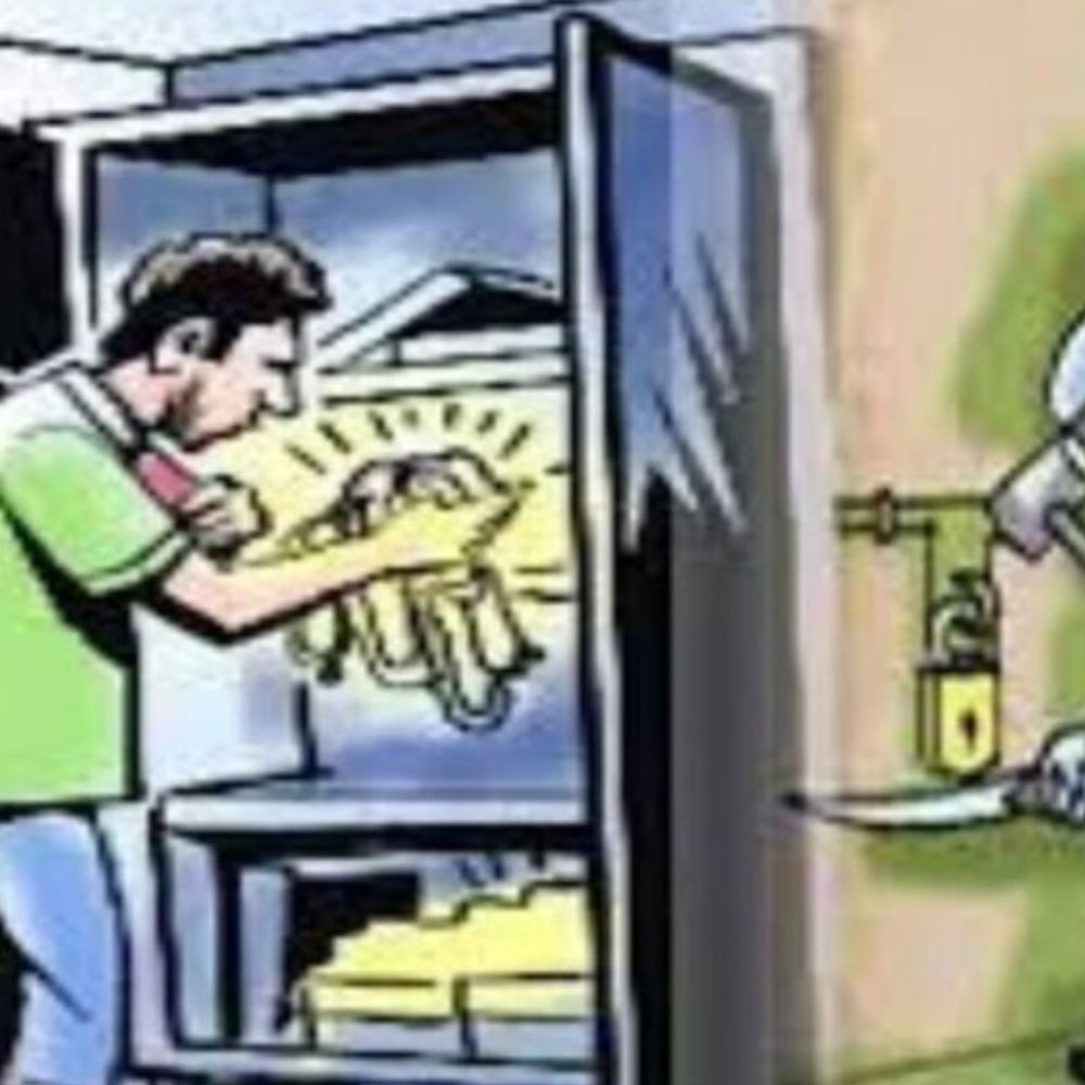 लखनऊ में घर की अलमारी तोड़कर सोने के जेवर चोरी:अलमारी के लॉकर तोड़ चुराए गहने, खाना बनाने वाली महिला पर शक