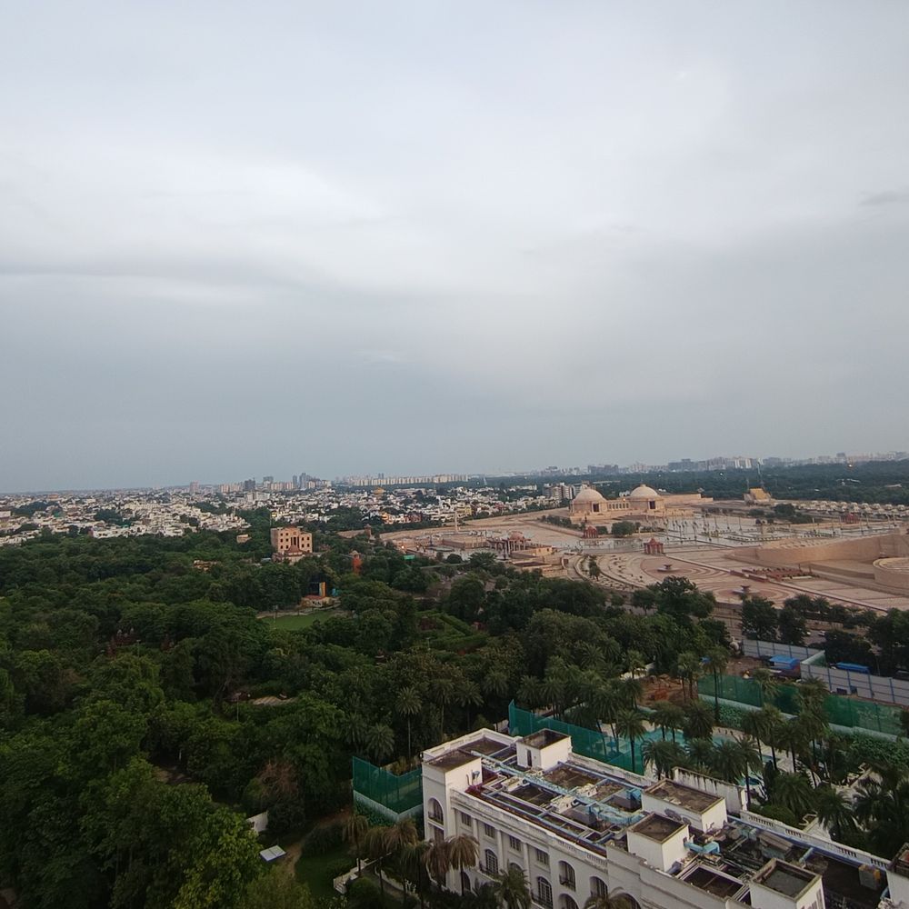 लखनऊ में सामान्य से 34 फीसदी कम बरसात:सुबह से निकली तेज धूप बढ़ाएगी उमस, 27 जुलाई से एक्टिव होगा मानसून