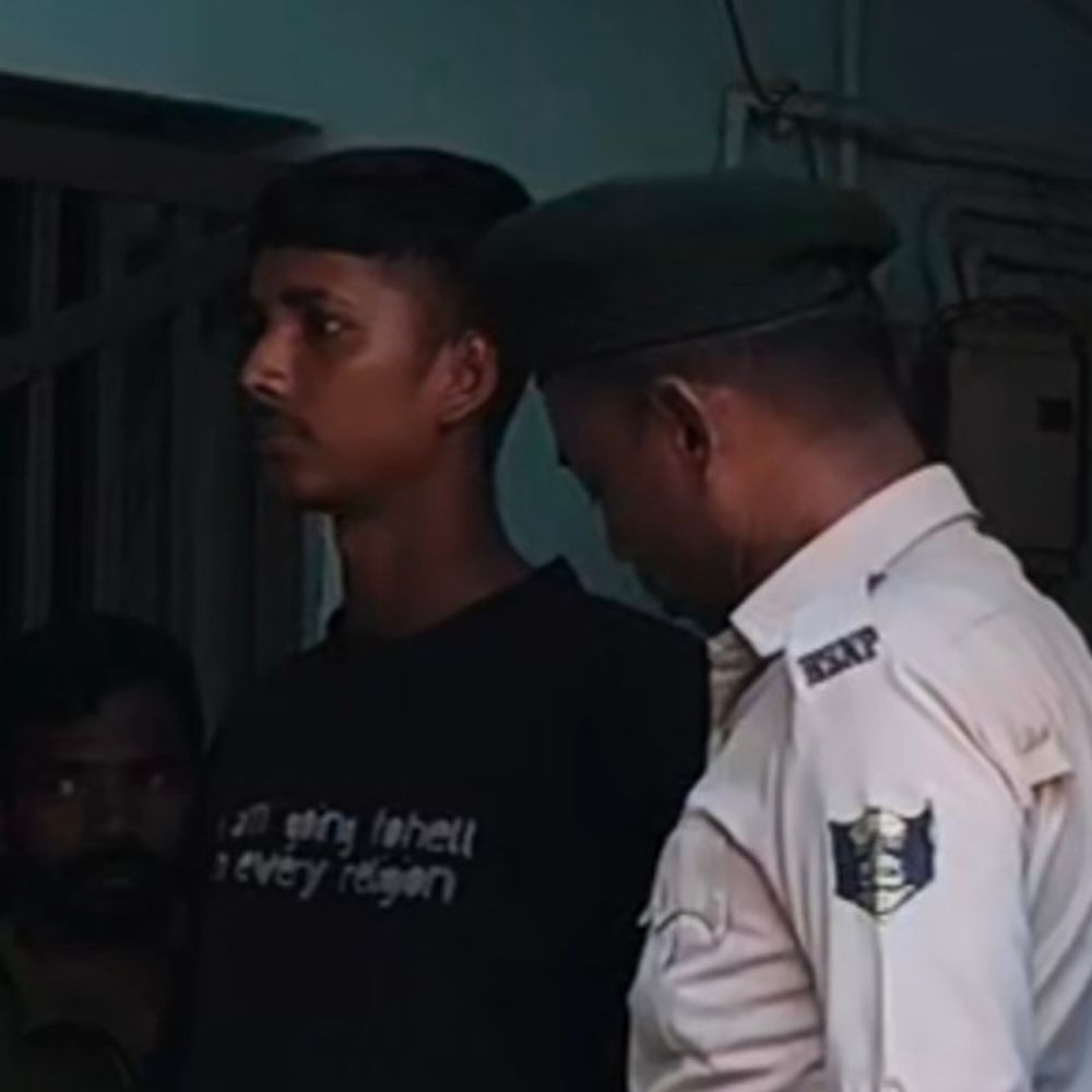 लखीसराय छात्र आंदोलन में 13 नामजद, 100 अज्ञात पर FIR:1 अरेस्ट'; 19 संदिग्धों की तस्वीरें जारी, कार्रवाई तेज