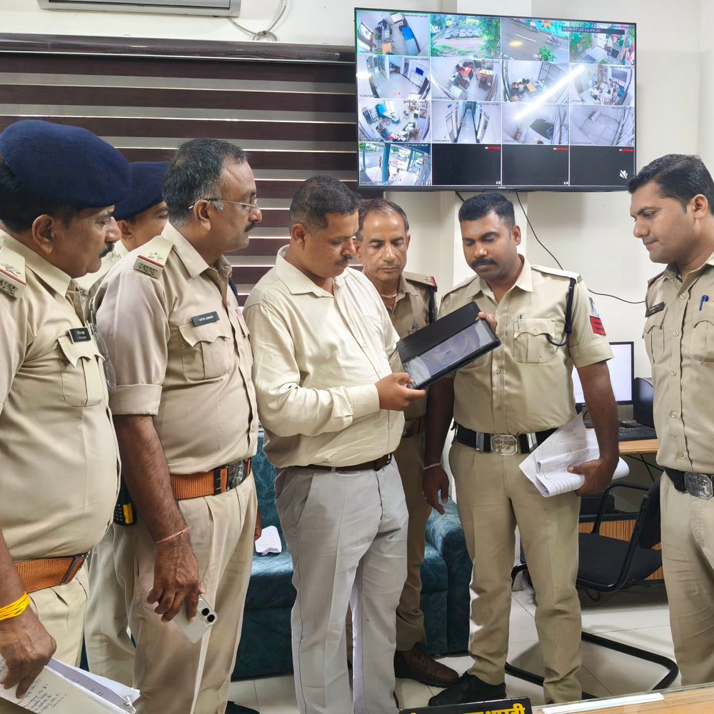 हरदा पुलिस की जांच अब टैबलेट पर होगी डिजिटल:118 विवेचना अधिकारियों को मिले डिवाइस, ई-साक्ष्य सीधे सीसीटीएनएस पर होंगे अपलोड