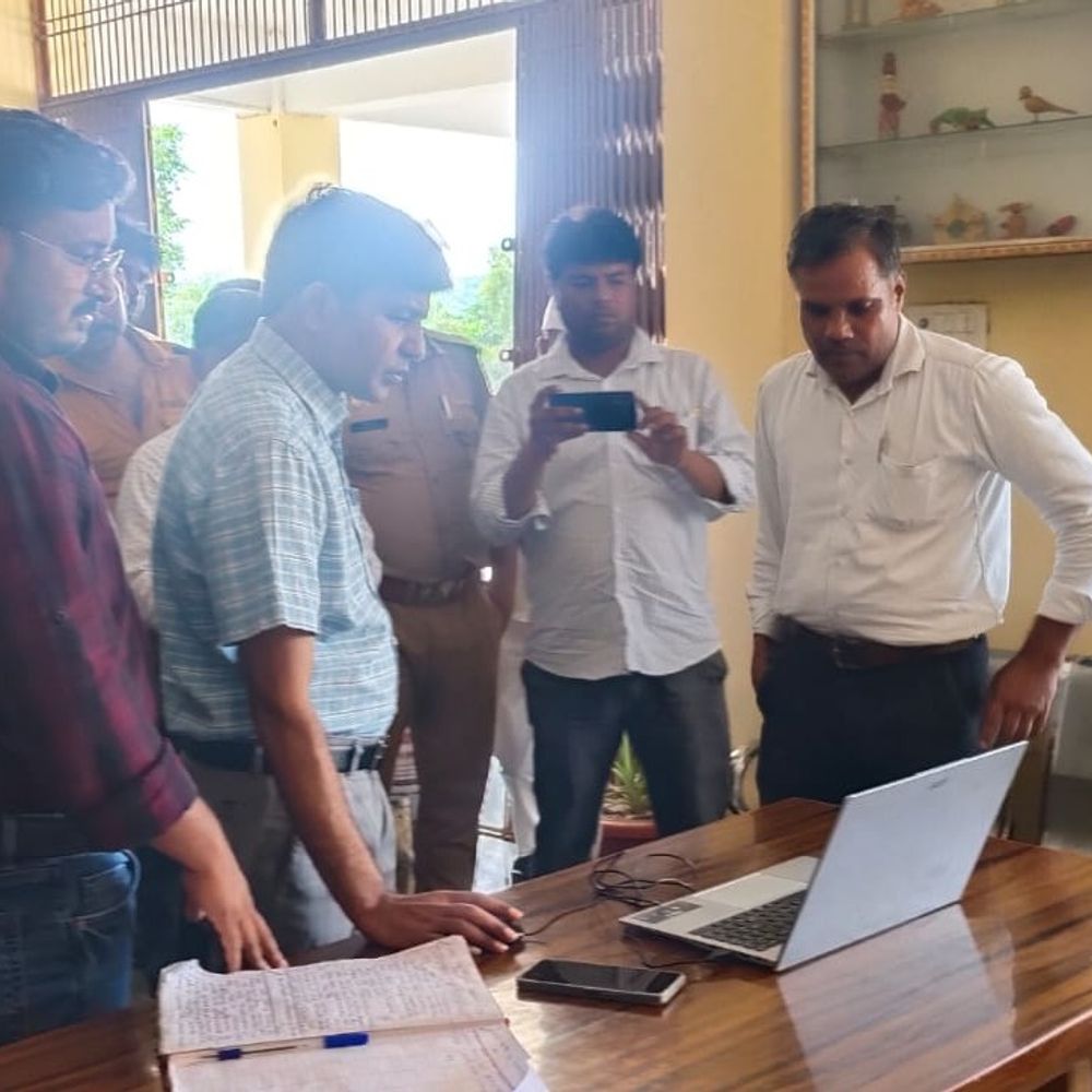 चित्रकूट में नंद बाबा दुग्ध मिशन में 28 लाभार्थी चयनित:ई-लॉटरी से हुई प्रक्रिया, स्वदेशी गौ-संवर्धन योजना को मिलेगा बढ़ावा