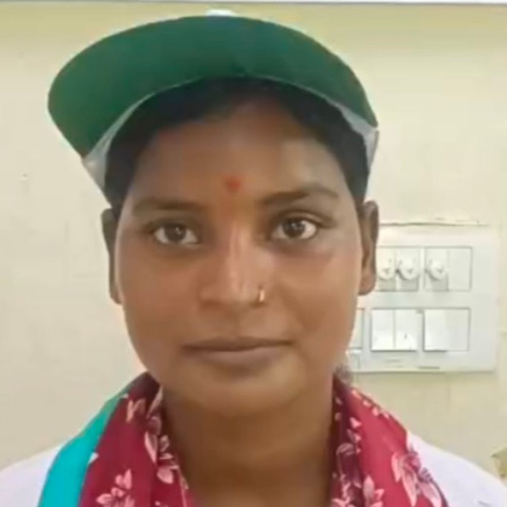 RSETI में डेयरी-वर्मी कंपोस्ट का प्रशिक्षण संपन्न:12 दिवसीय कोर्स पूरा करने पर 34 युवाओं को मिले 'सर्टिफिकेट'