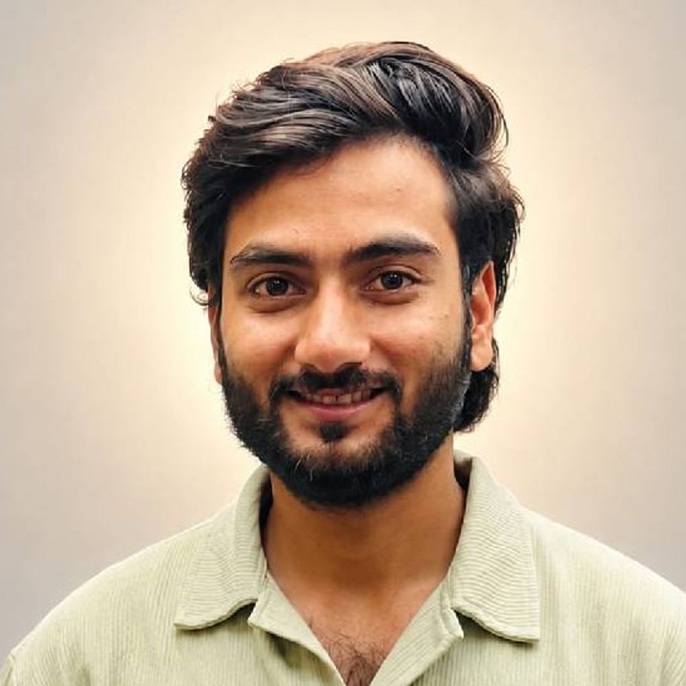 
                 इंदौर में आज 68वें ग्रीन कॉरिडोर की तैयारी:ब्रेन डेड घोषित हुए युवा के परिजनों ने लिया अंगदान का फैसला, लिवर और किडनी का होगा ट्रांसप्लांट 
            