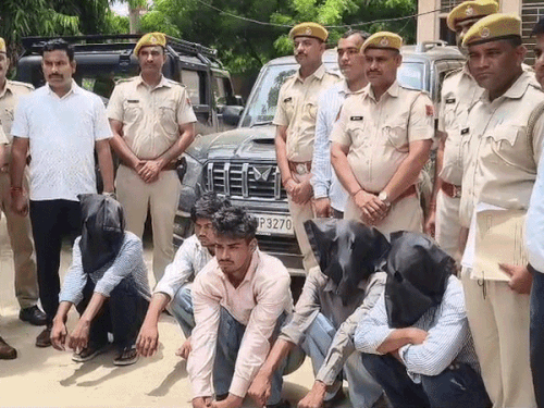 ज्वेलर से लूटपाट करने वाले 5 बदमाश गिरफ्तार:100 CCTV कैमरों की फुटेज खंगाली, स्कार्पियो कार भी की जब्त