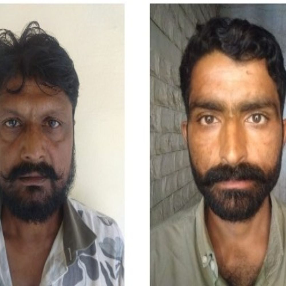 बोलेरो से पीछा कर मारपीट करने वाले दो गिरफ्तार:चाचा के घर से दावत खाकर लौटते समय किया था हमला