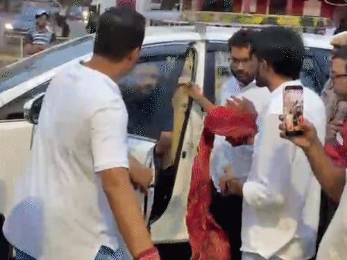 राजस्थान यूनिवर्सिटी पहुंचे कॉकरोच जनता पार्टी के राष्ट्रीय प्रवक्ता:सरकार को 3 महीने का अल्टीमेटम; बोले- अब बातचीत नहीं, सीधा एक्शन होगा
