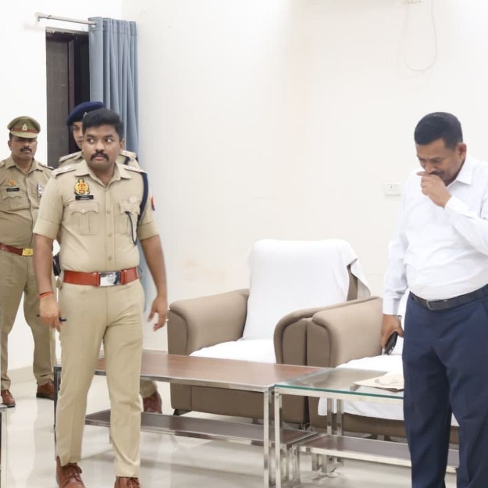 एसपी सरवणन टी. ने गौरीगंज पुलिस लाइन का किया निरीक्षण:देर रात सुविधाओं और व्यवस्थाओं को लेकर दिए कड़े निर्देश