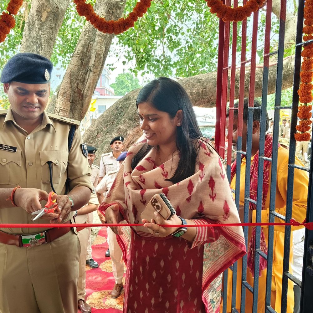 देकुली धाम में 24 घंटे मुस्तैद रहेगी पुलिस:शिवहर में श्रावणी मेले से पहले सुरक्षा बढ़ी, DM-SP ने किया पिकेट का उद्घाटन