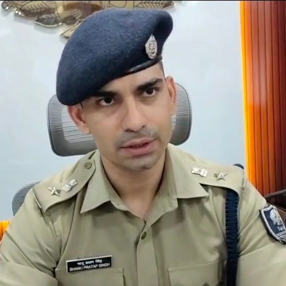 खगड़िया पुलिस ने 2 कुख्यात अपराधी किए गिरफ्तार:25 हजार रुपए का इनामी दौलत पासवान, बेलदौर का पप्पू पासवान भी पकड़ाया