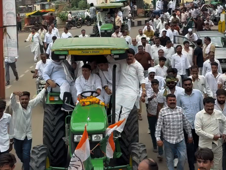 
                 जीतू के वीडियो पर आया प्यार:पीसीसी चीफ पटवारी के ट्रैक्टर चलाते वीडियो को पोस्ट किया 
            