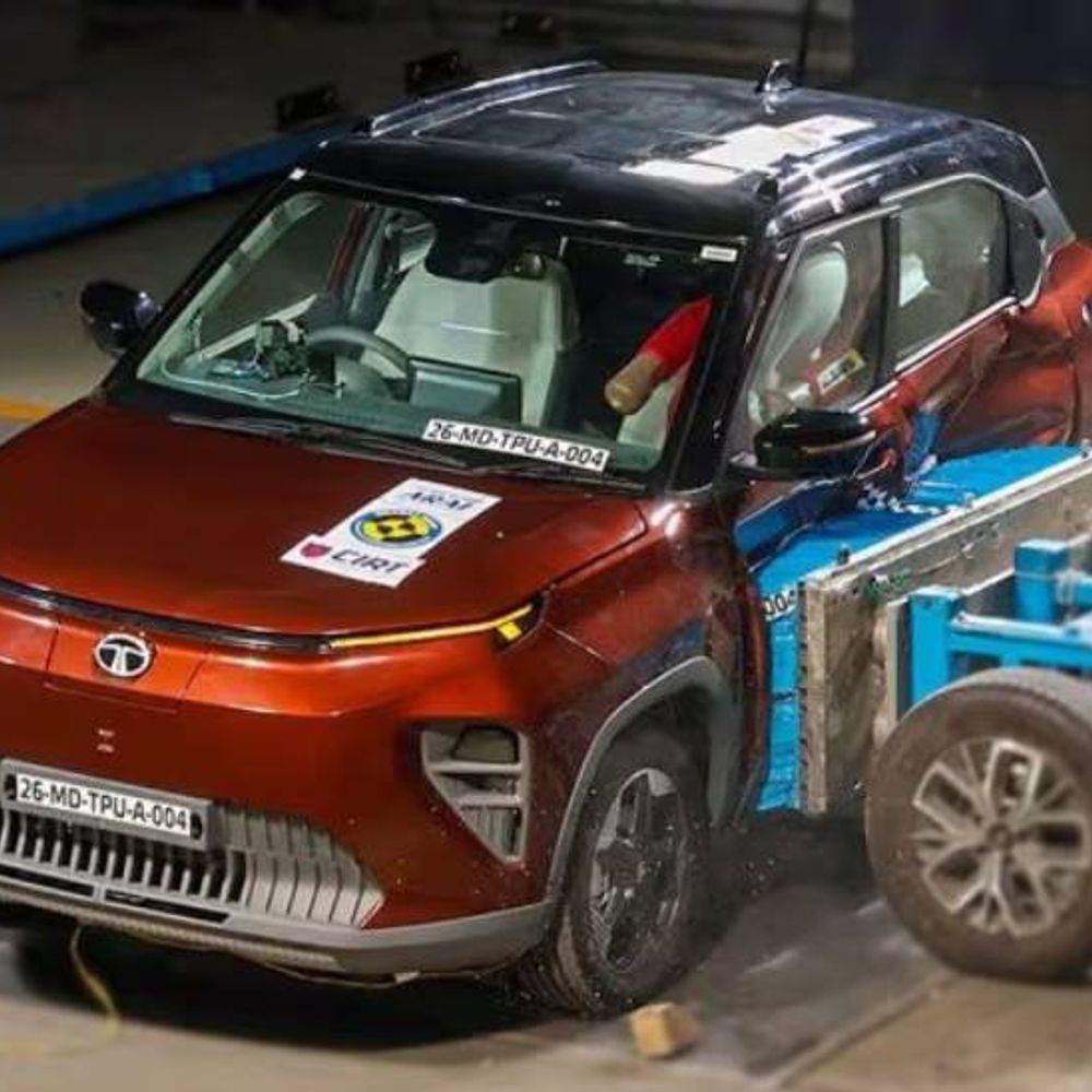2026 टाटा पंच ईवी फेसलिफ्ट को 5-स्टार रेटिंग मिली:भारत-NCAP क्रैश टेस्ट में बच्चों की सेफ्टी के लिए 45 पॉइंट मिले
