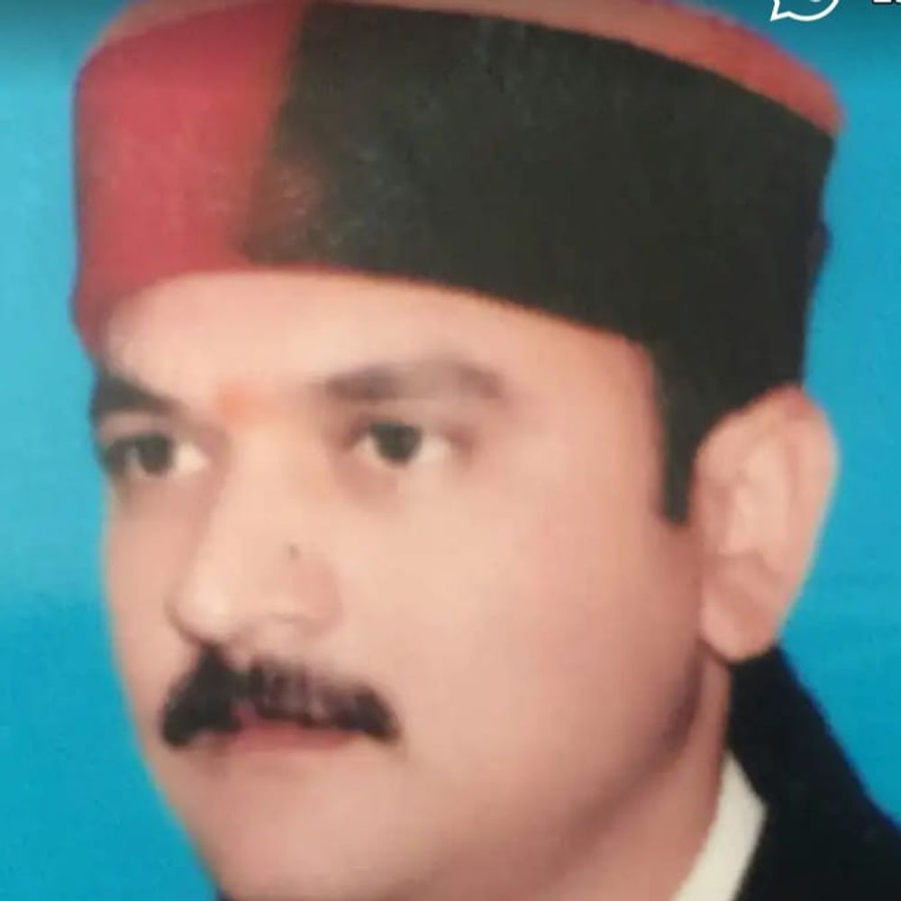 मंत्री की बैठक में सपा विधायक के अपमान का आरोप:भदोही में सपाई बोले- दोबारा हुआ तो सड़क पर उतरेंगे कार्यकर्ता