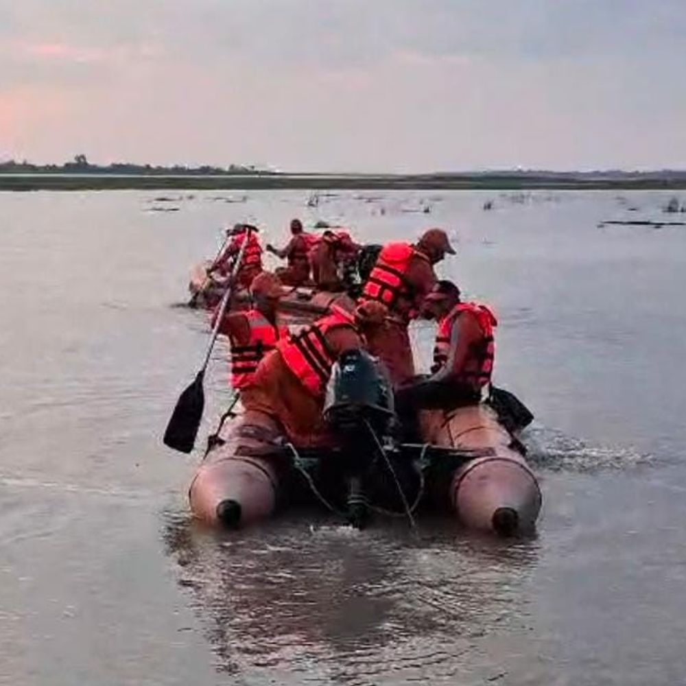 शारदा नदी में दूसरे दिन भी दो युवक लापता:एनडीआरएफ और पुलिस चला रही सर्च ऑपरेशन, नौ लोगों से भरी थी नाव